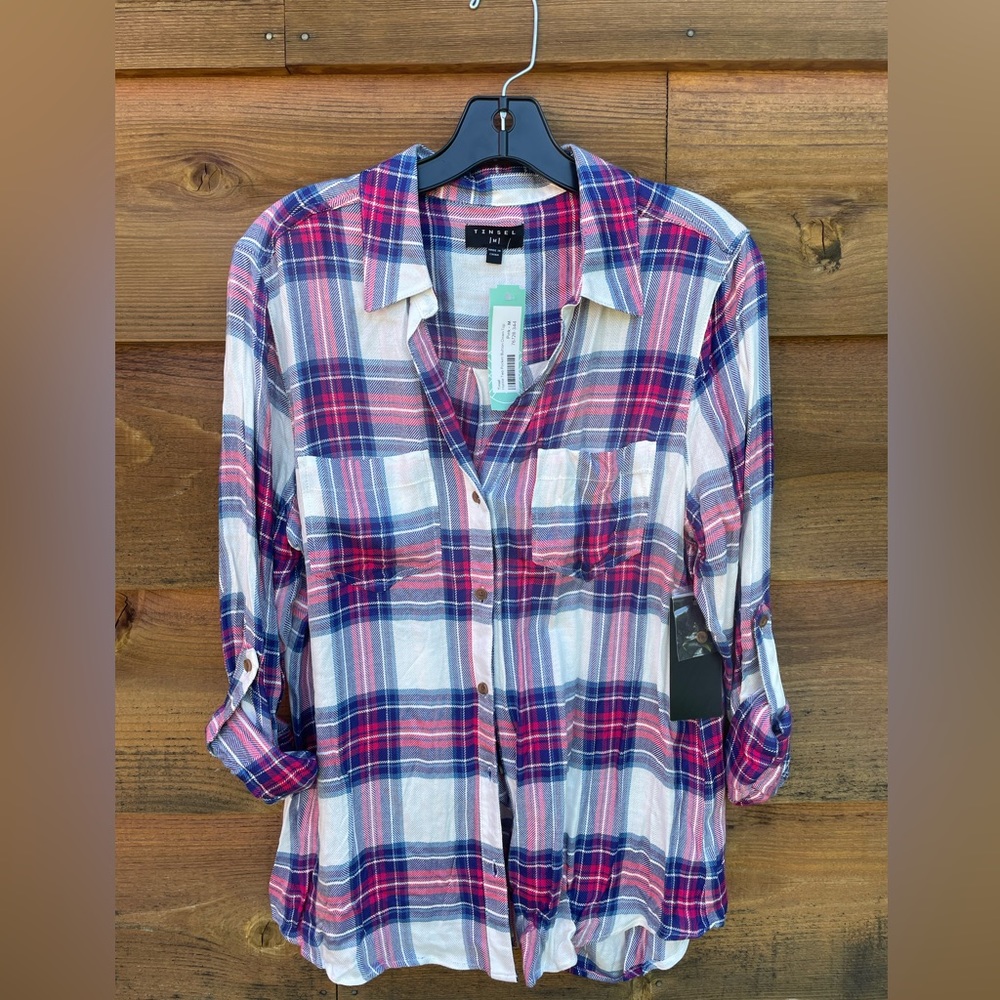 Tinsel Hattie Two Pocket Button Down Top